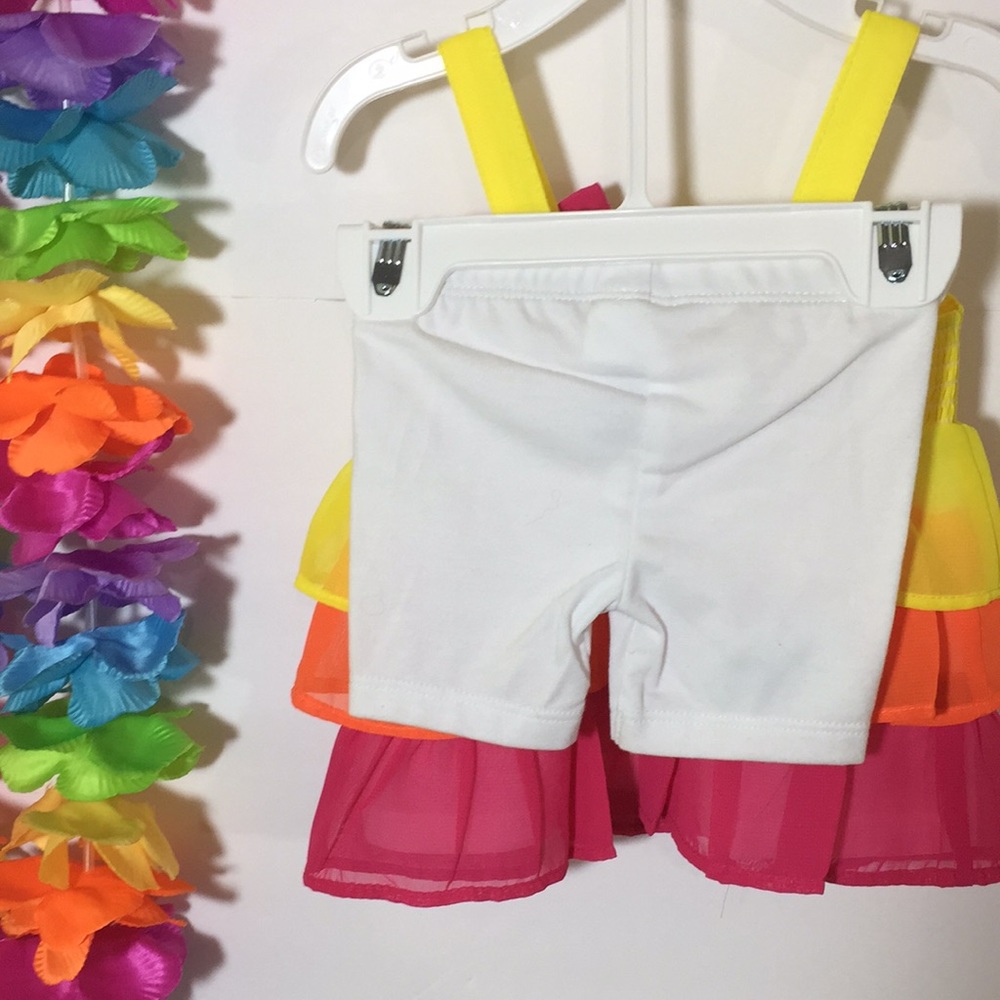 Top and Short Set - Picture 3 of 5